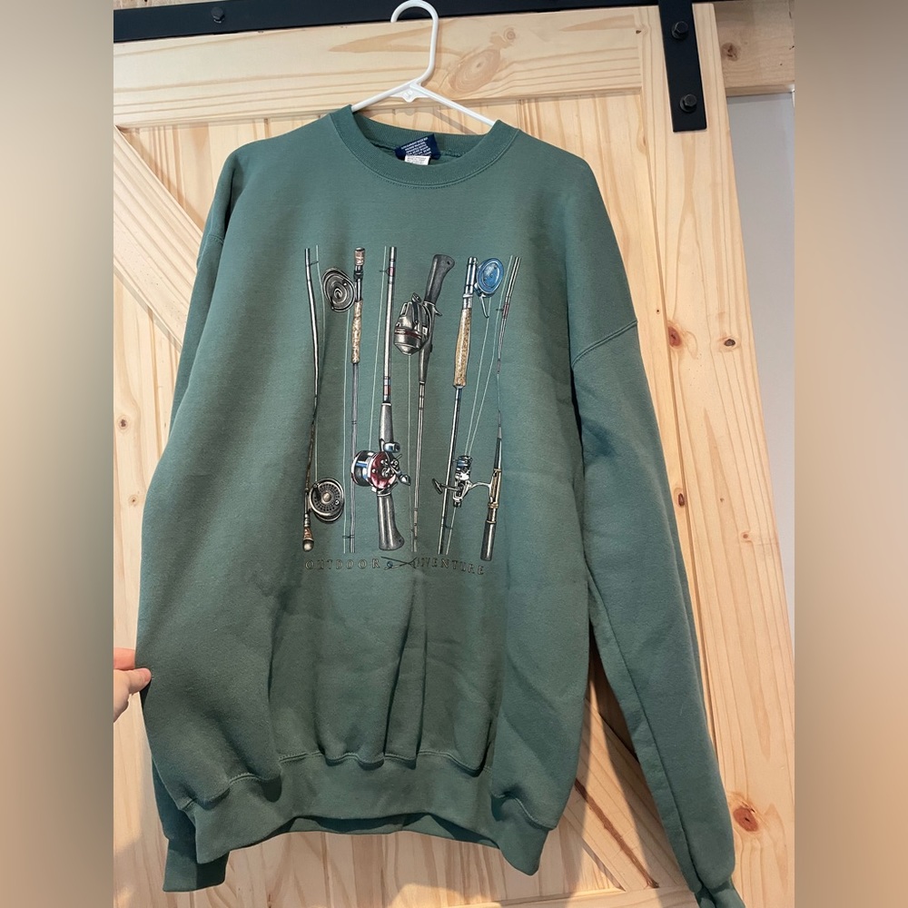 Fishing crewneck